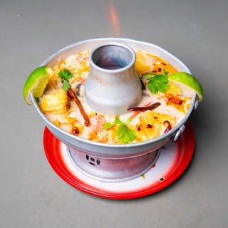 Tom Kha (L)